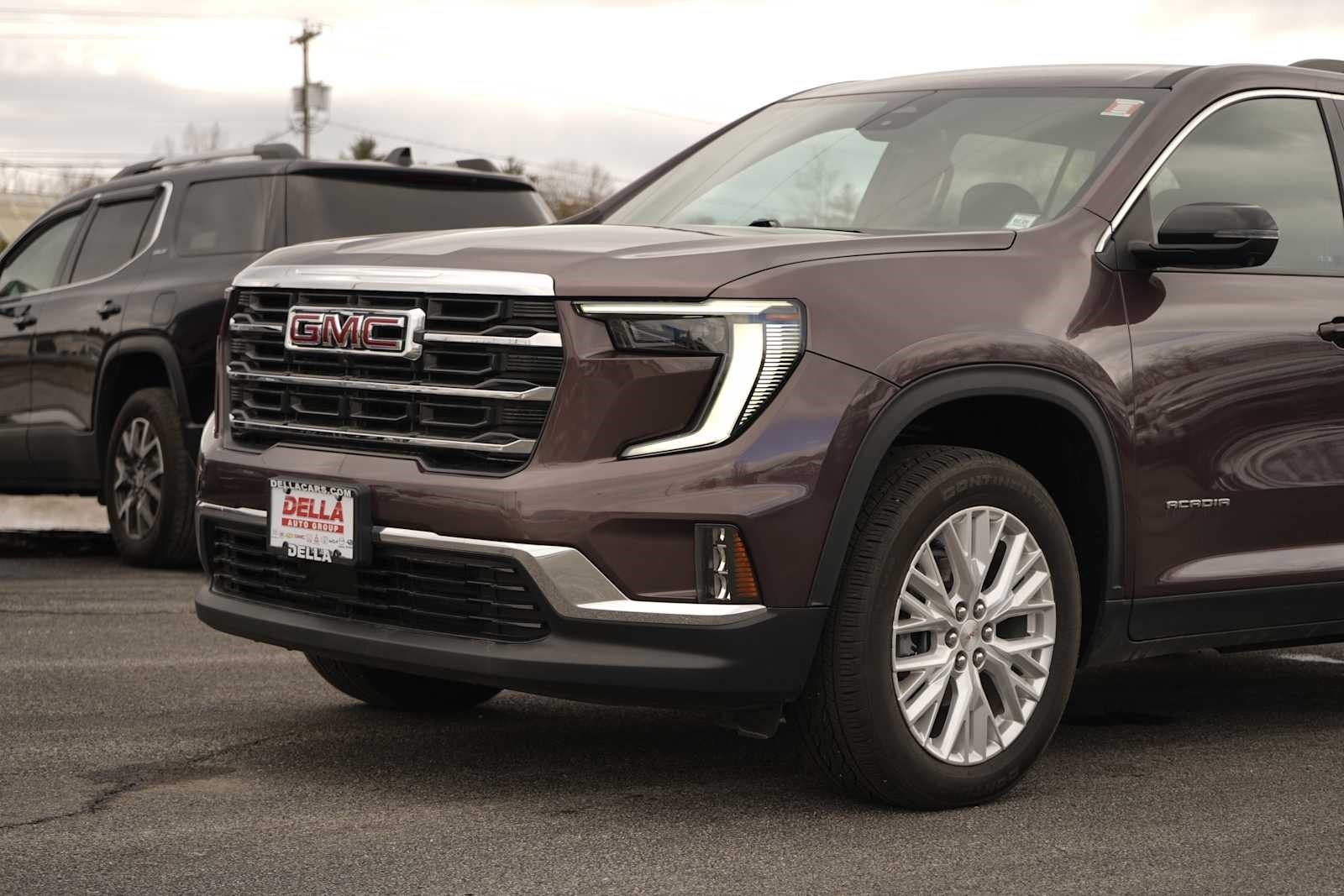 2024 GMC Acadia FWD Elevation