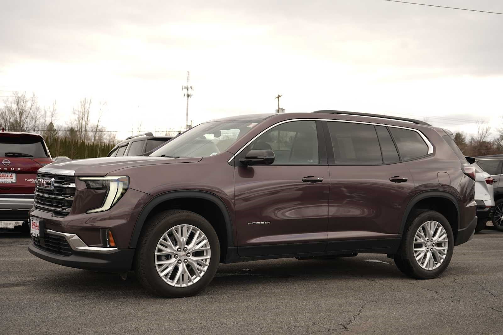 2024 GMC Acadia FWD Elevation