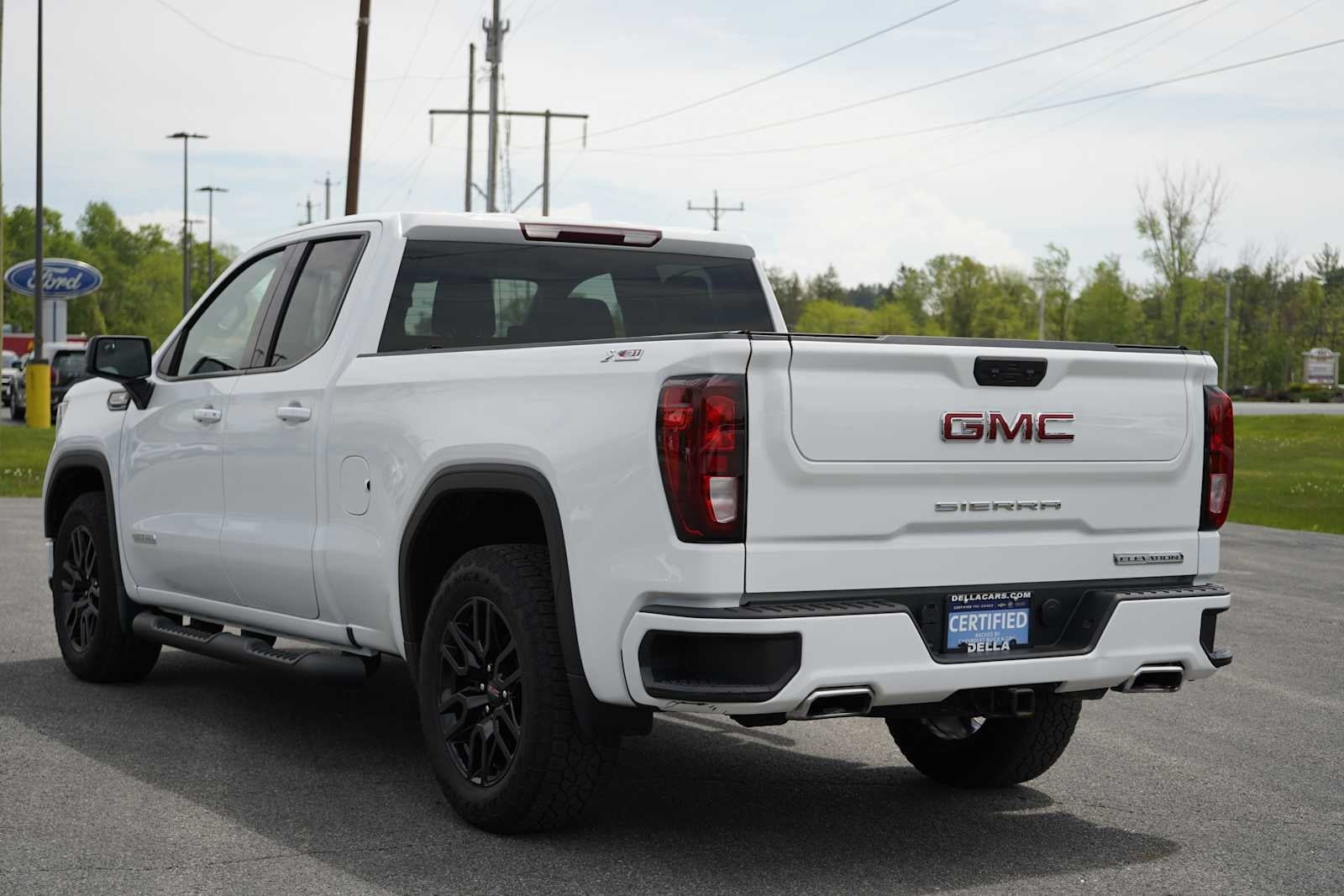 2023 GMC Sierra 1500 Elevation