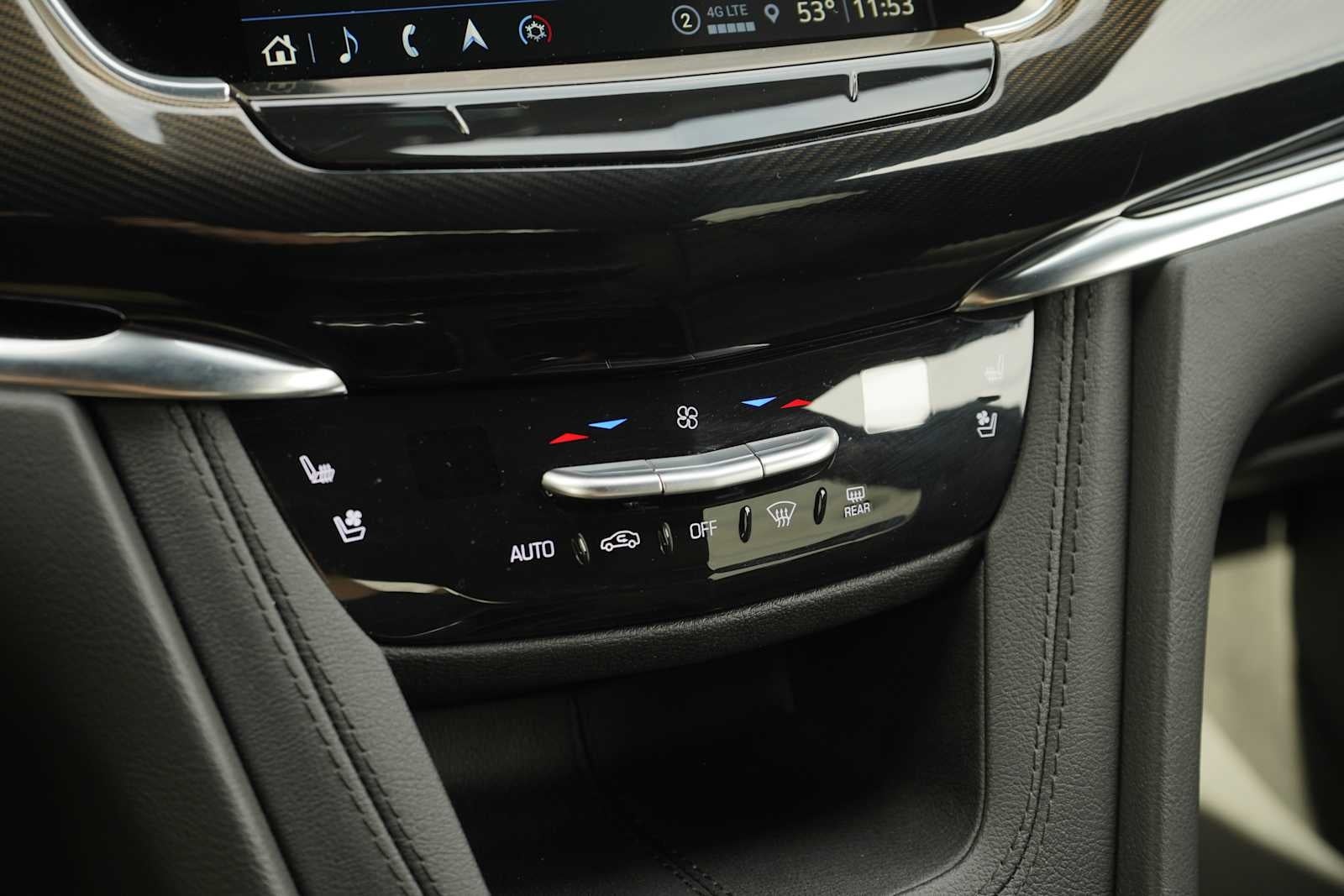 2024 Cadillac XT6 AWD Sport