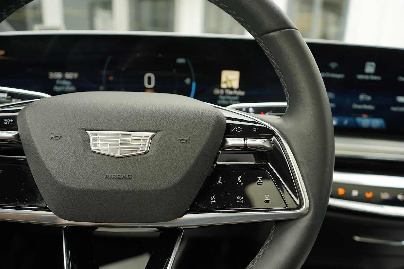 2024 Cadillac LYRIQ Sport