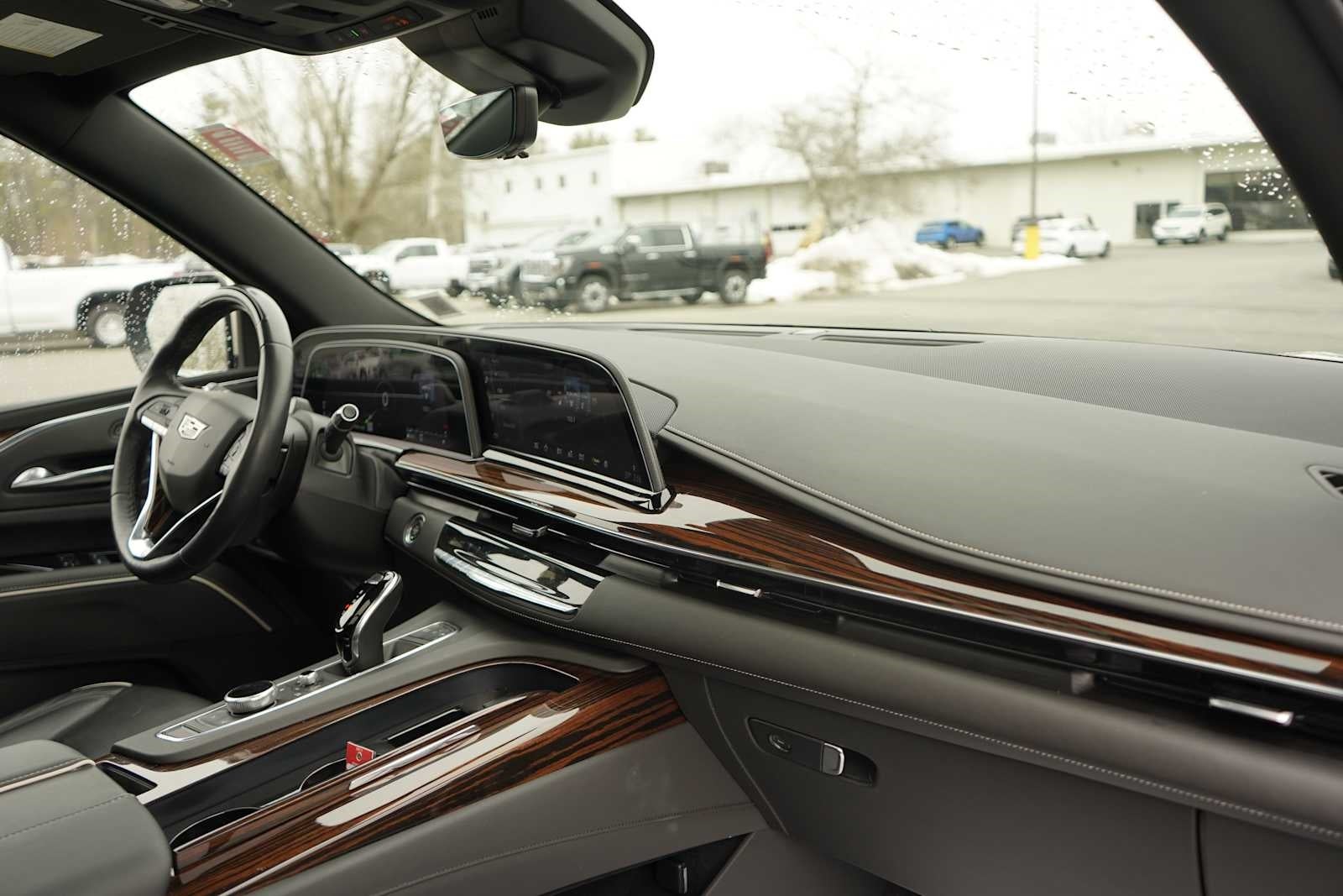 2022 Cadillac Escalade Premium Luxury