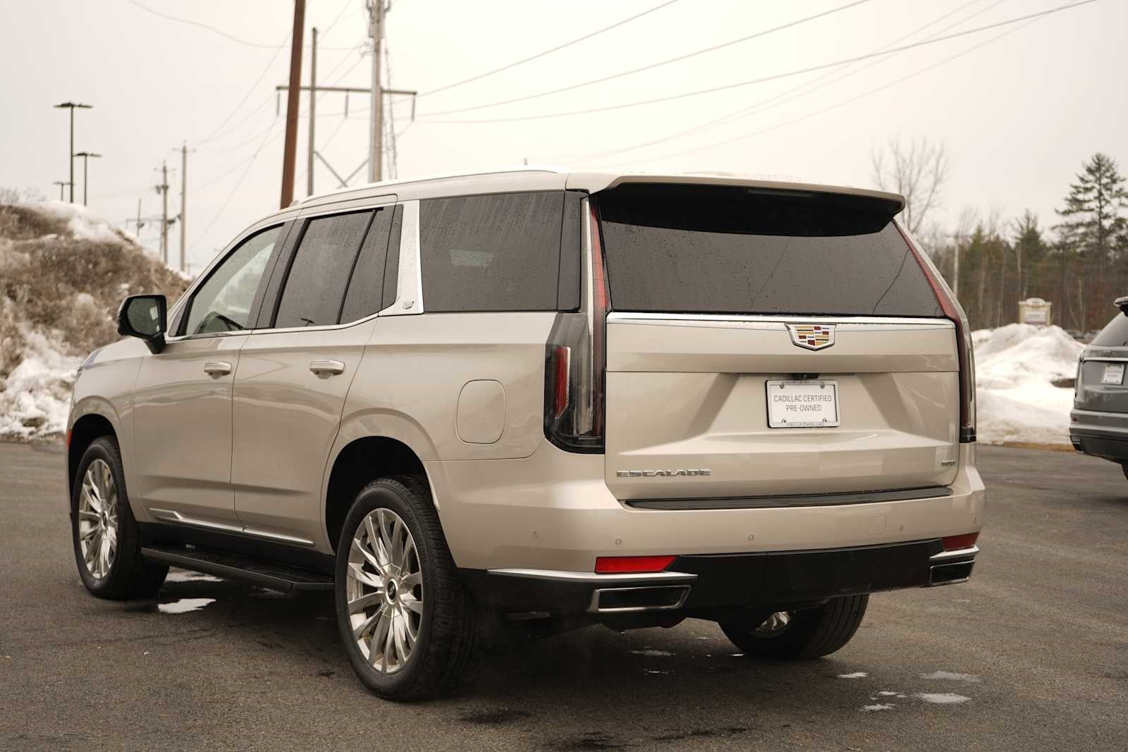 2022 Cadillac Escalade Premium Luxury