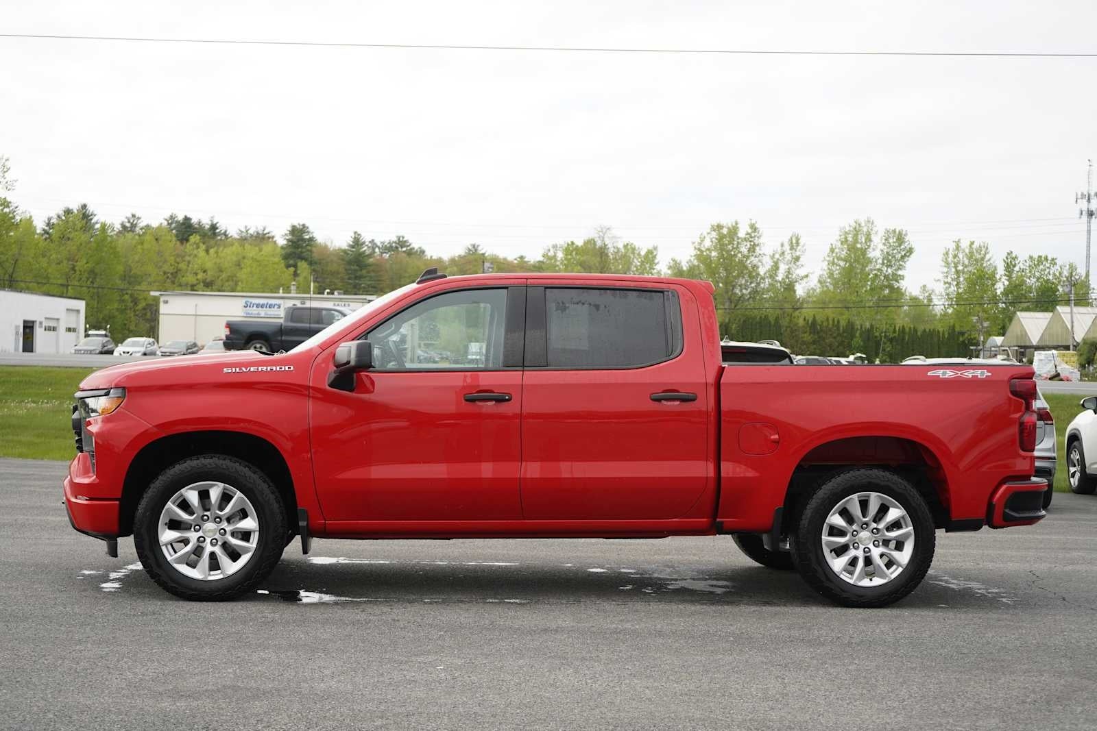 2023 Chevrolet Silverado 1500 Custom