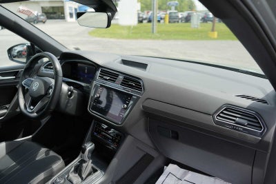 2022 Volkswagen Tiguan SE R-Line Black