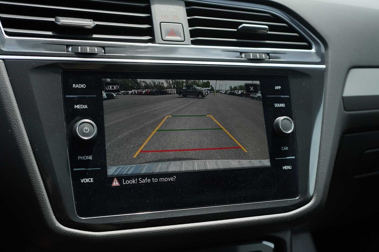 2022 Volkswagen Tiguan SE R-Line Black