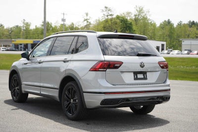 2022 Volkswagen Tiguan SE R-Line Black