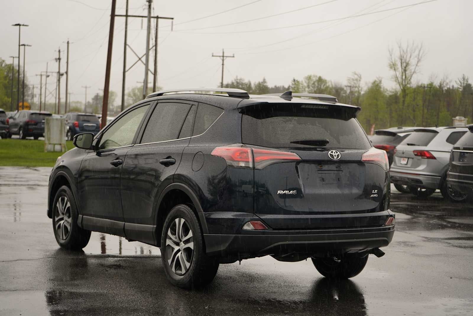 2018 Toyota RAV4 LE