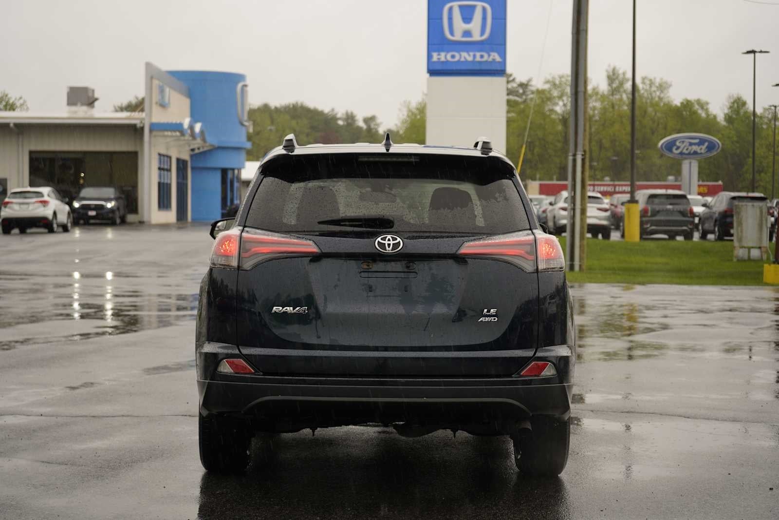 2018 Toyota RAV4 LE