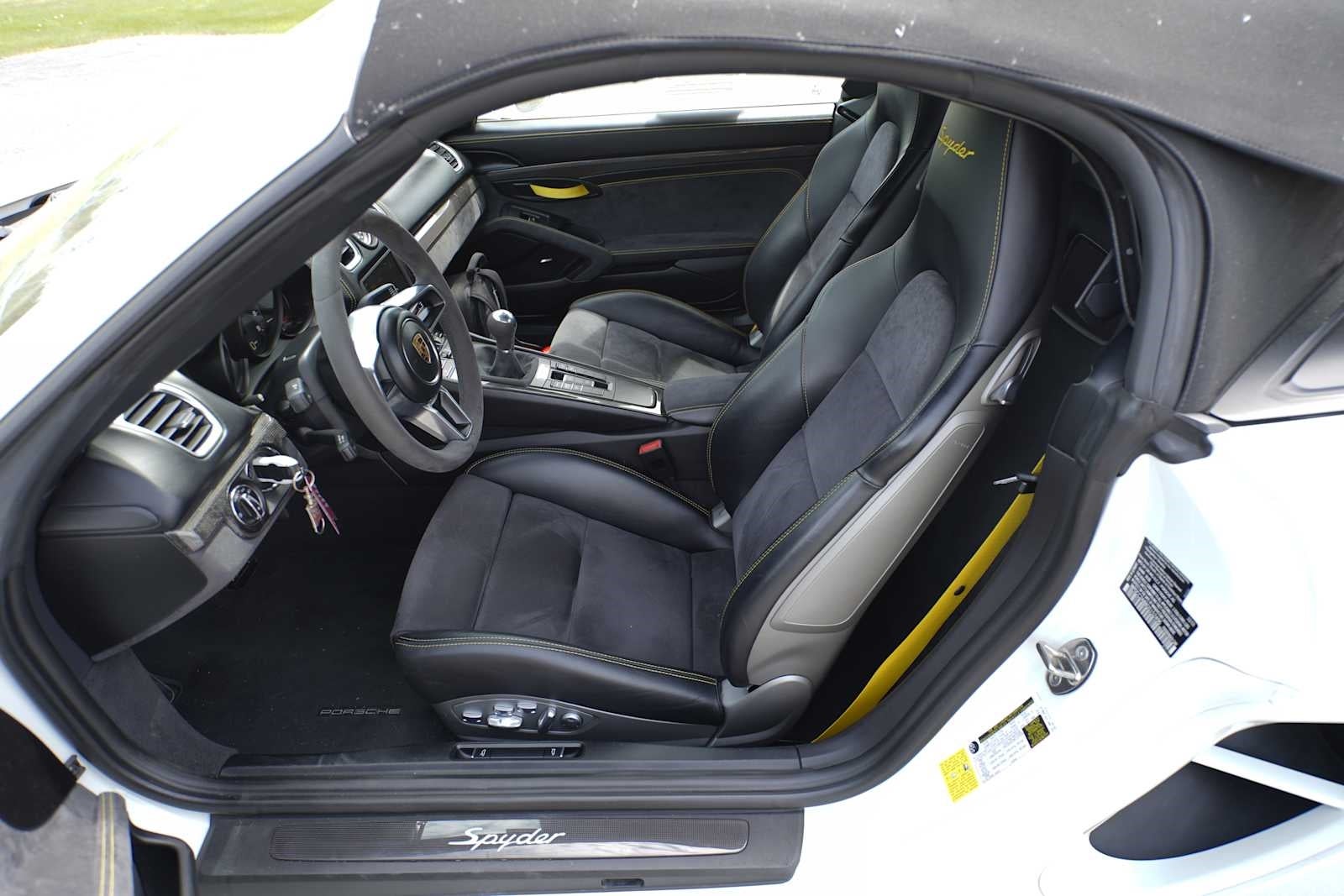 2016 Porsche Boxster Spyder