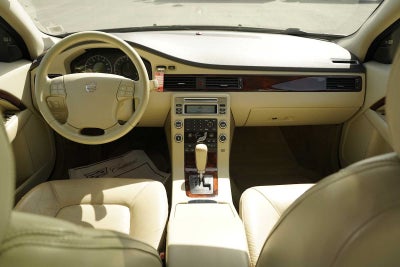 2008 Volvo XC70 Base