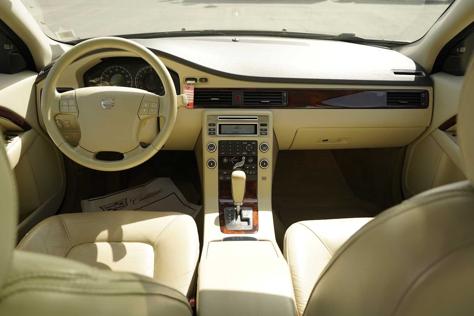 2008 Volvo XC70 Base