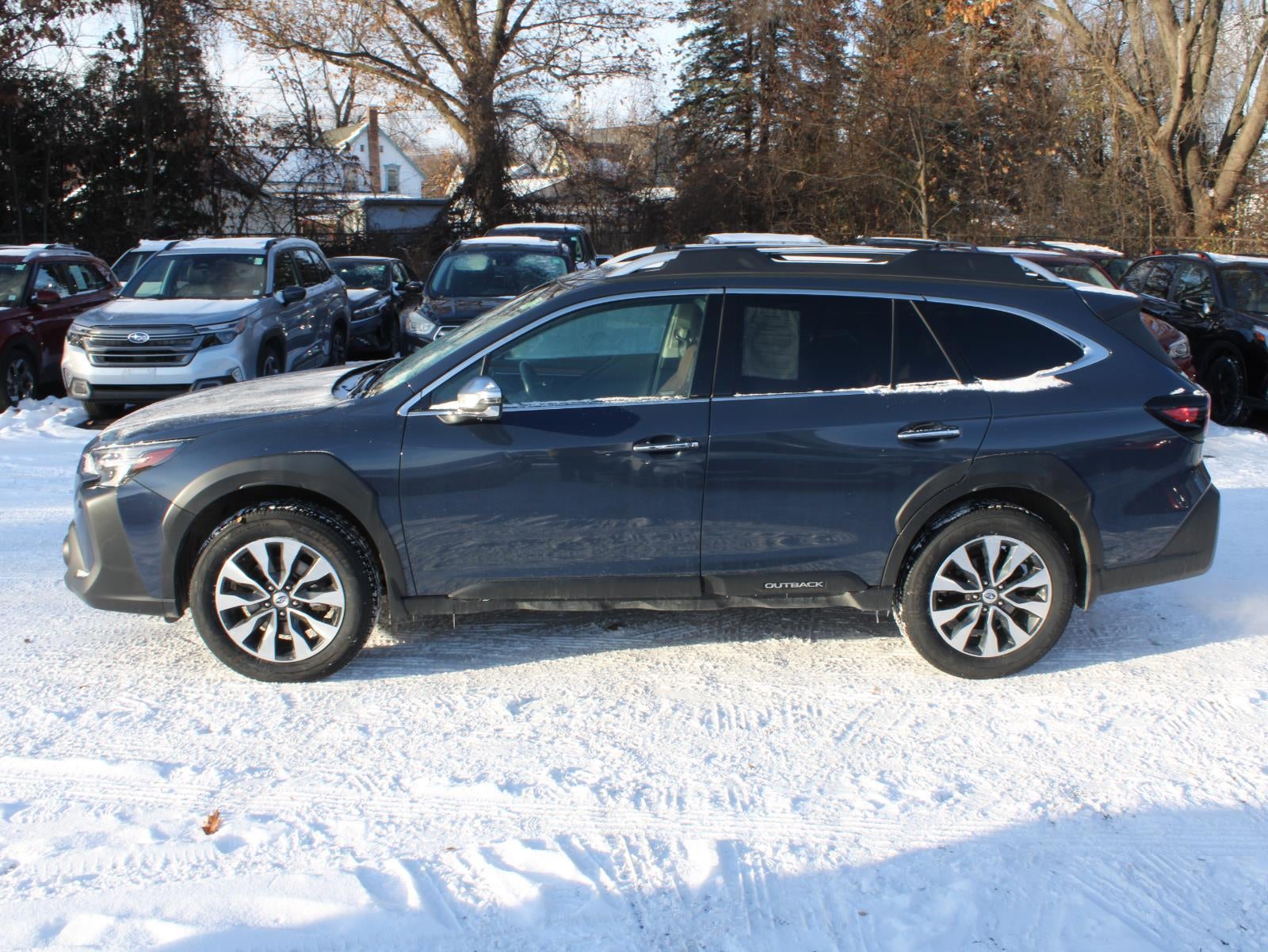 2023 Subaru Outback Touring