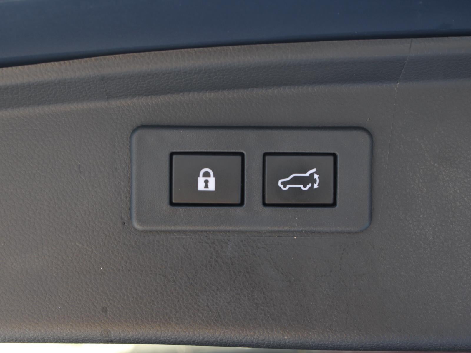 2023 Subaru Outback Touring