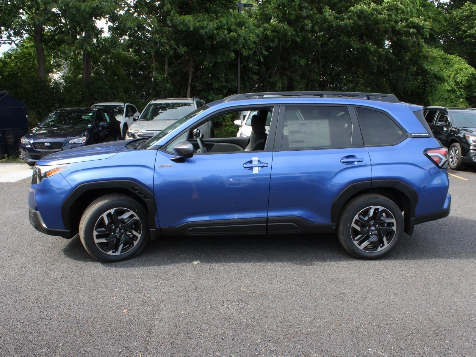 2025 Subaru Forester Premium Hybrid