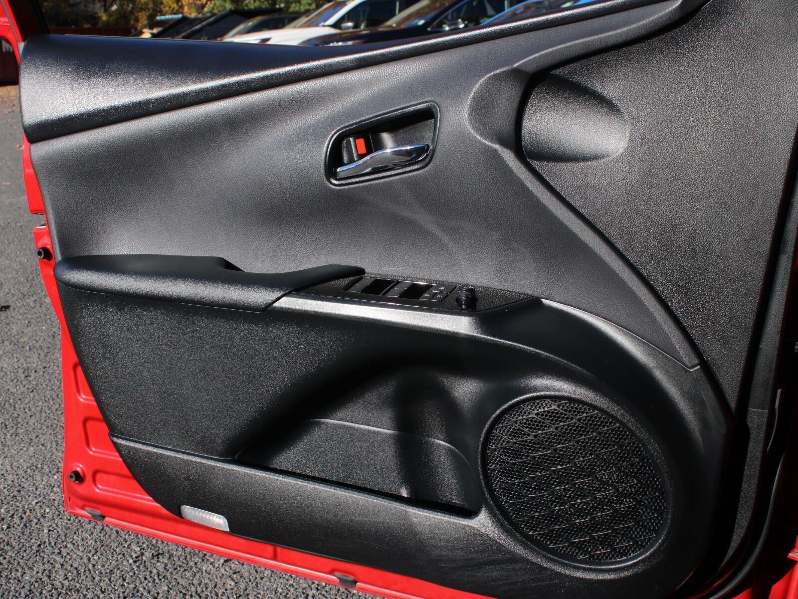 2020 Toyota Prius XLE