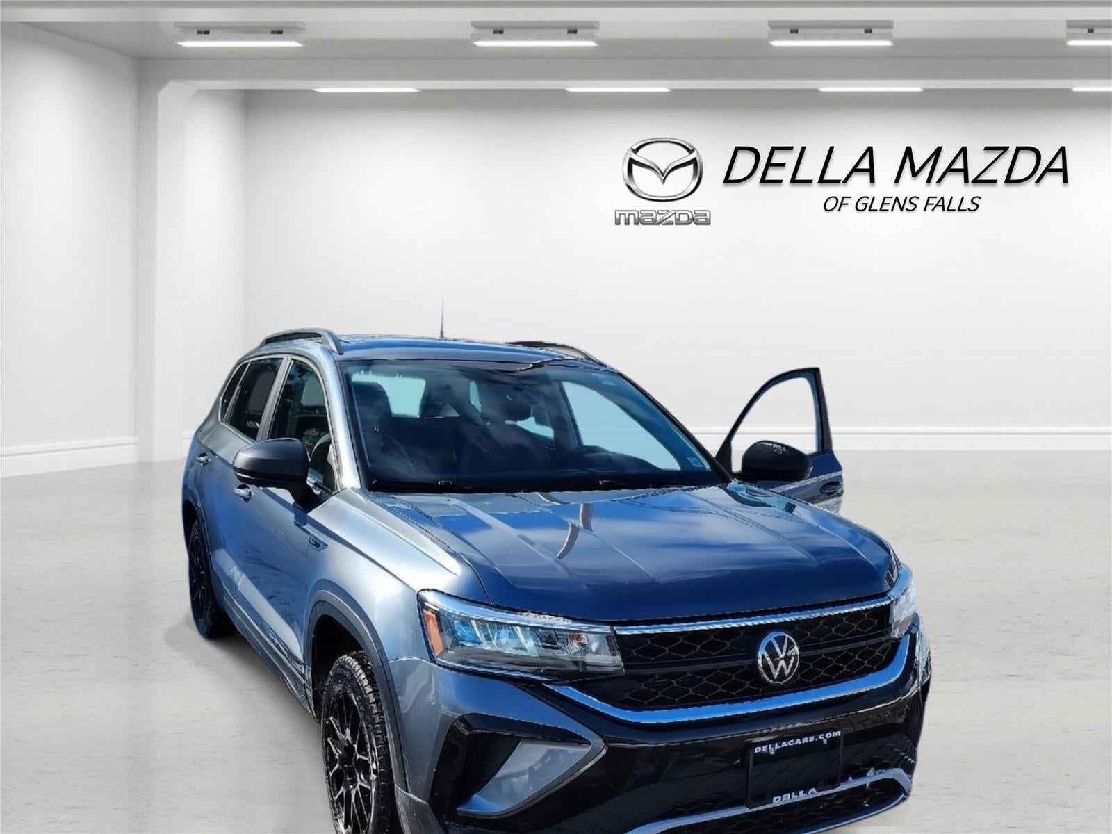 Used 2022 Volkswagen Taos S with VIN 3VVAX7B26NM020170 for sale in Queensbury, NY