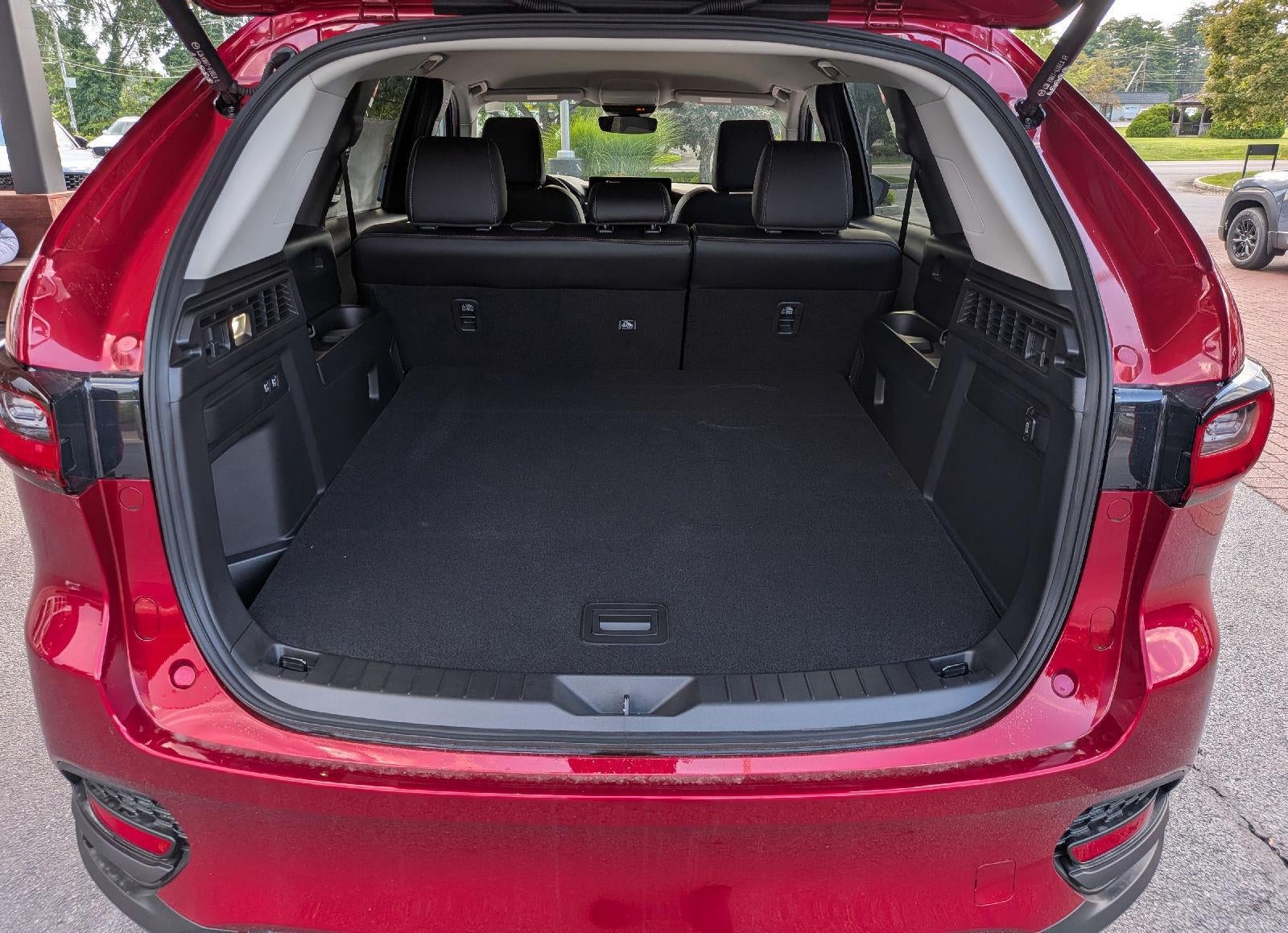 2026 Mazda Mazda CX-70 Plug-In Hybrid SC AWD