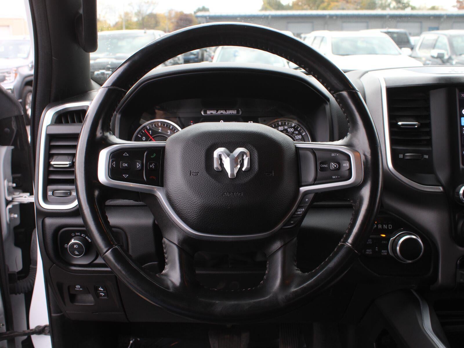 2022 RAM 1500 Big Horn Quad Cab 4x4 6'4" Box