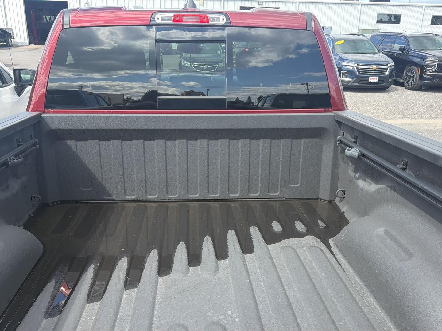 2020 RAM 1500 Big Horn Quad Cab 4x4 6'4" Box