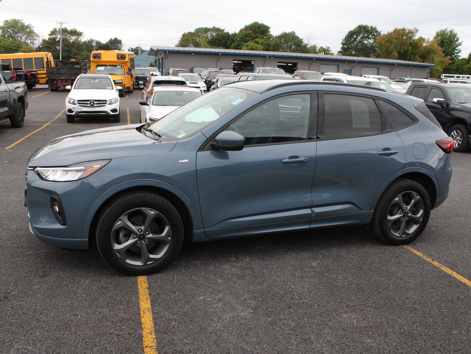 2023 Ford Escape ST-Line Select