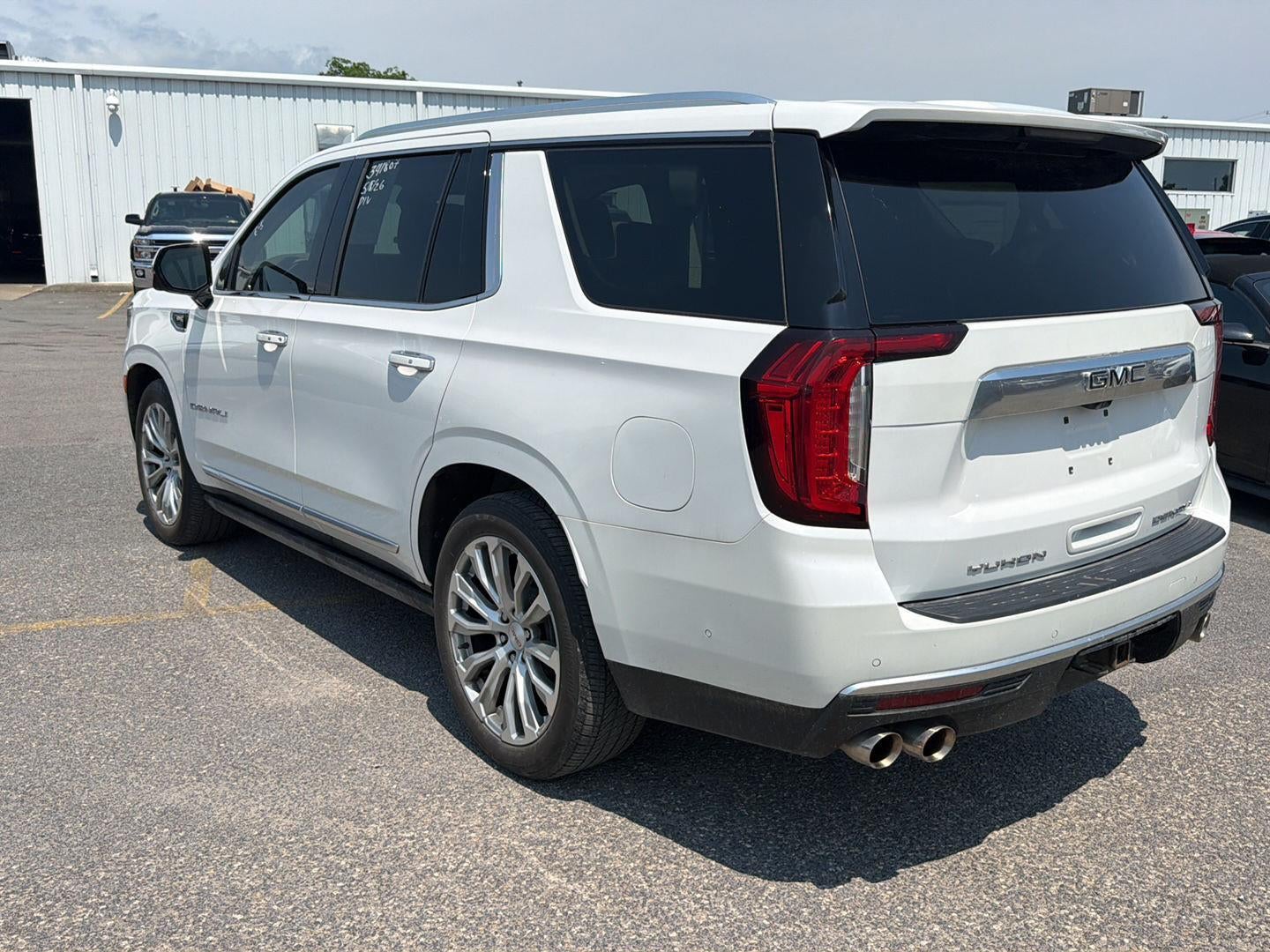 2023 GMC Yukon Denali
