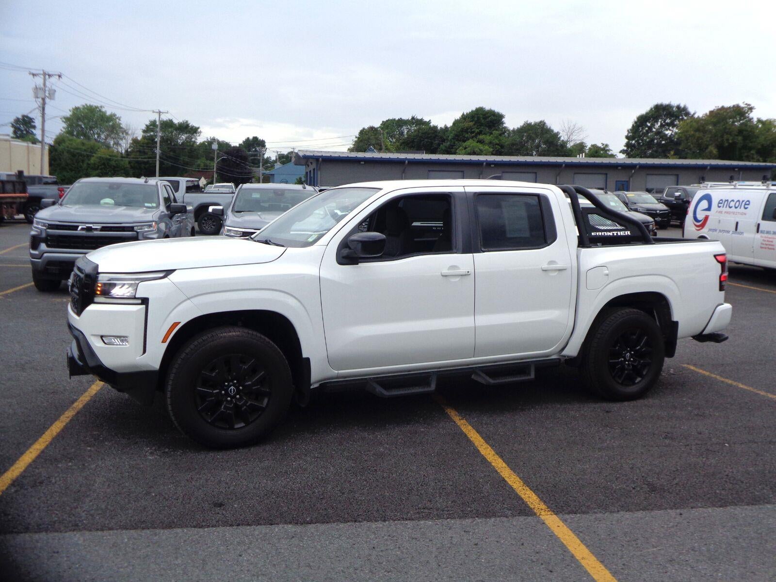 2023 Nissan Frontier Crew Cab SV 4x4