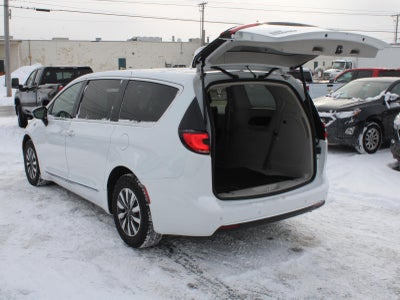 2023 Chrysler Pacifica Hybrid Limited