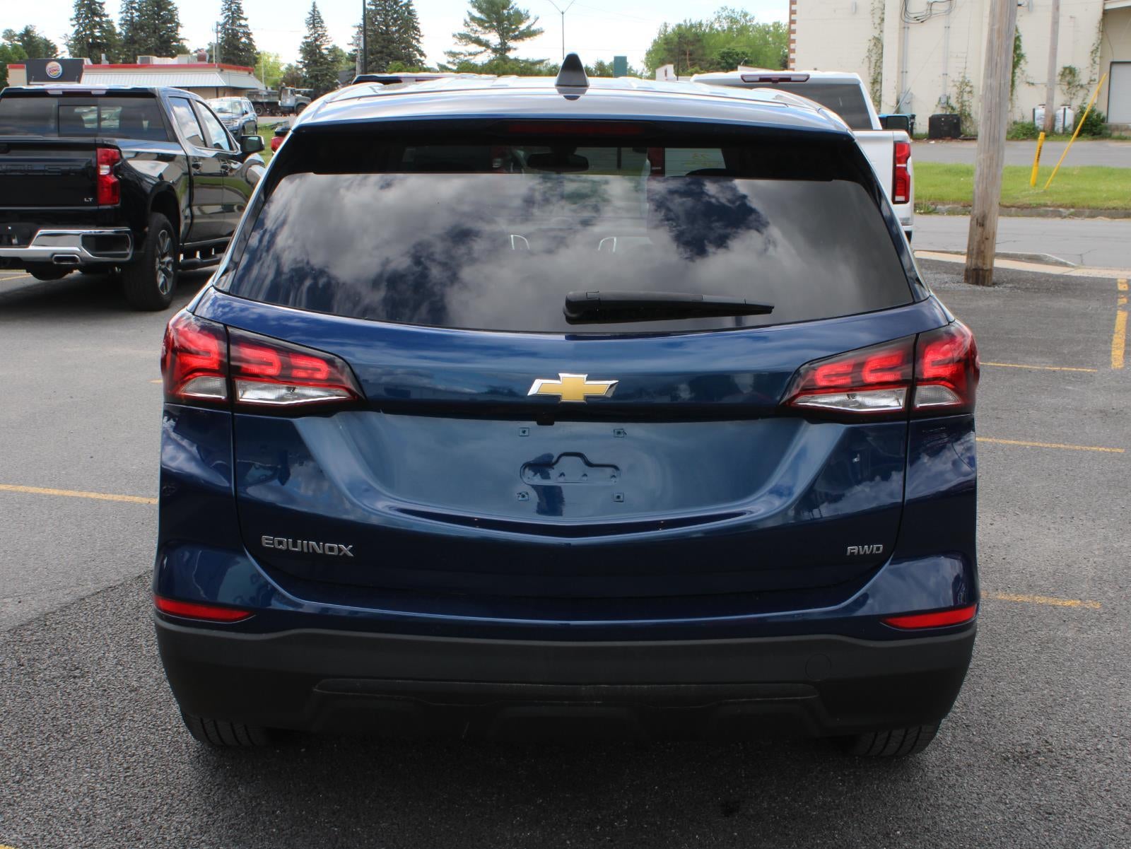 2023 Chevrolet Equinox LS