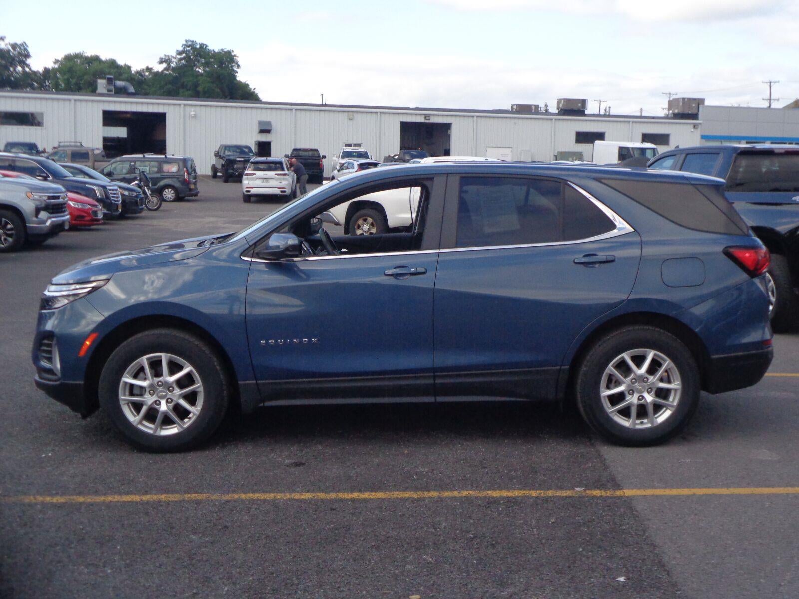 2024 Chevrolet Equinox LT