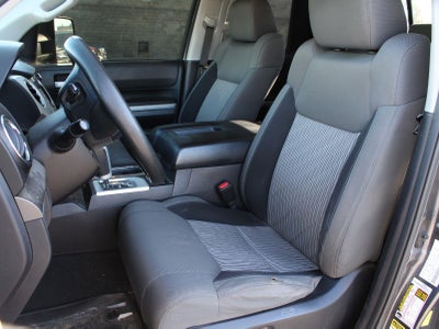 2017 Toyota Tundra SR5 5.7L V8