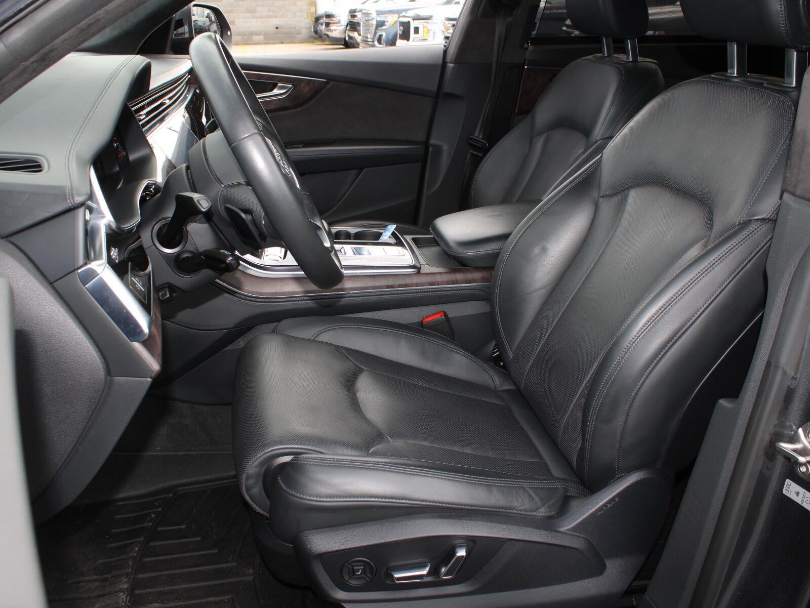 2019 Audi Q8 Prestige